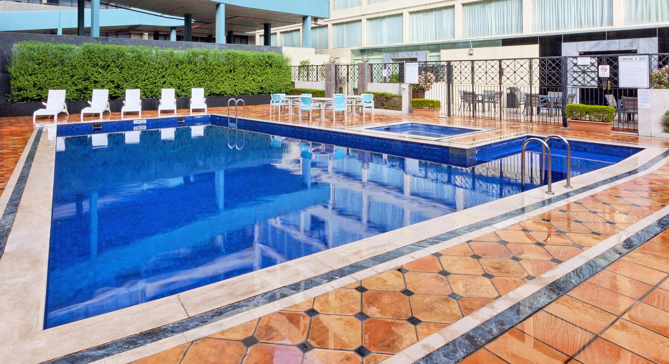 Bayview On The Park Hotel Melbourne Exterior photo